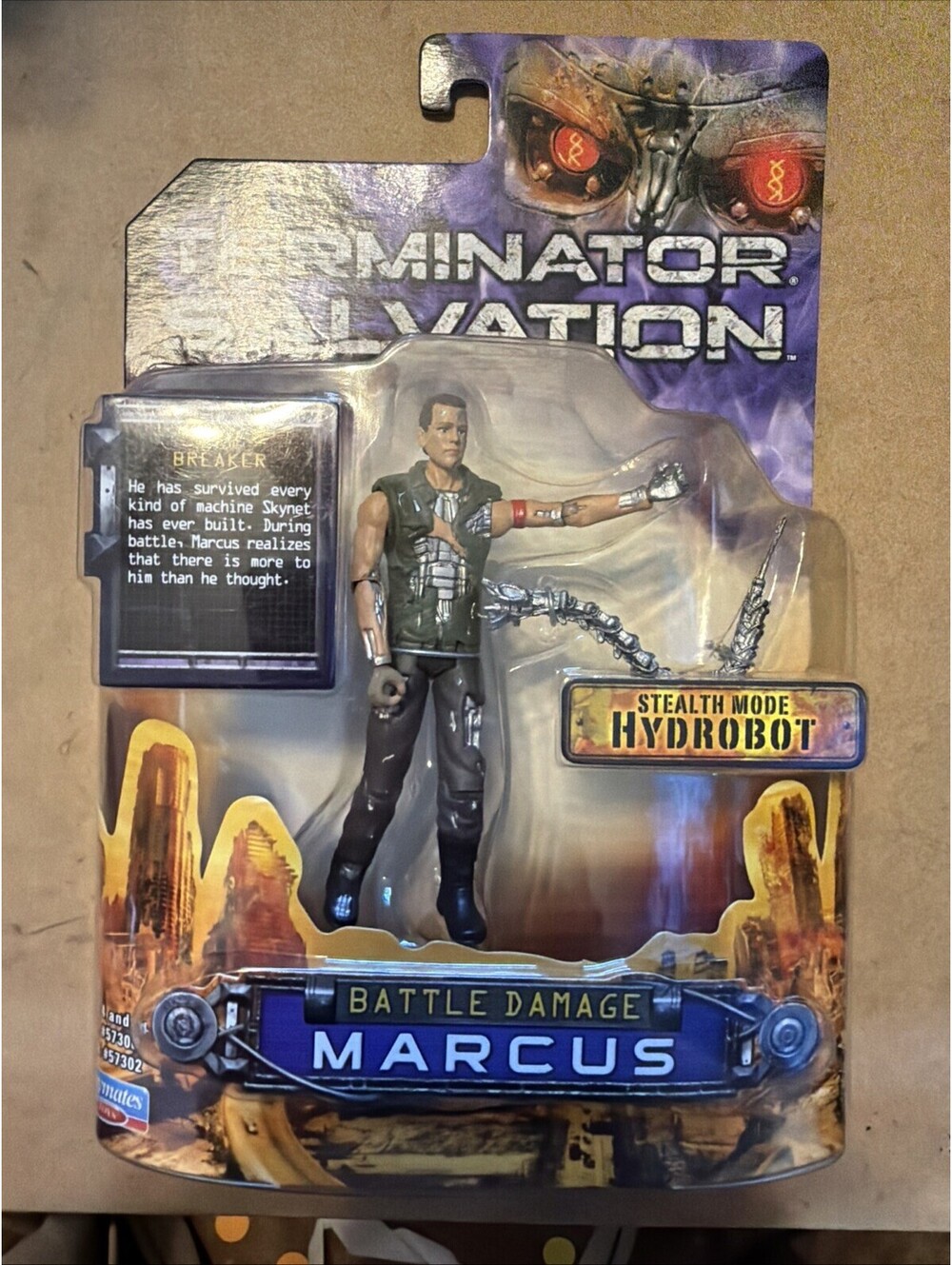 Terminator Salvation Battle Damage Marcus Action Figure Hydrobot Stealth Mode